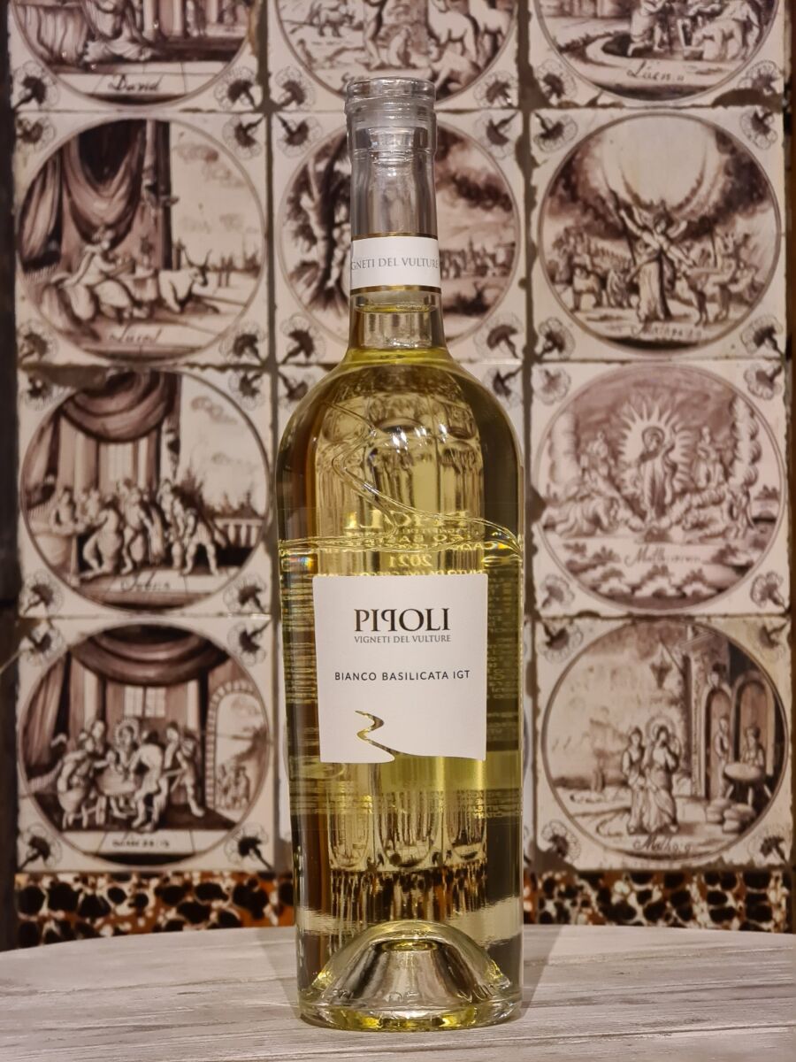 VIGNETI DEL VULTURE, PIPOLI GRECO/FIANO, BASILICATA